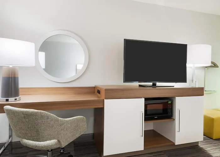 Hampton Inn & Suites Atlanta Buckhead Place